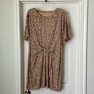 Front knot cheetah print dress
